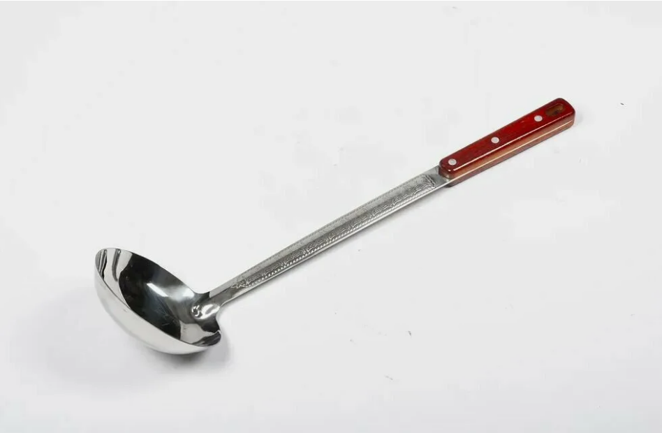 картинка Половник из нерж.стали 46,5см, с дер.ручкой от магазина Мангалторг