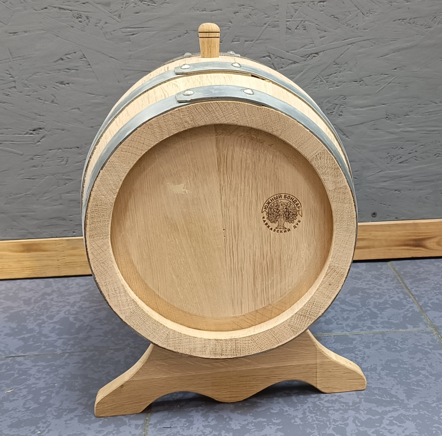 картинка Бочка дубовая  "Южный бондарь" 5 л (средний обжиг) от магазина Мангалторг