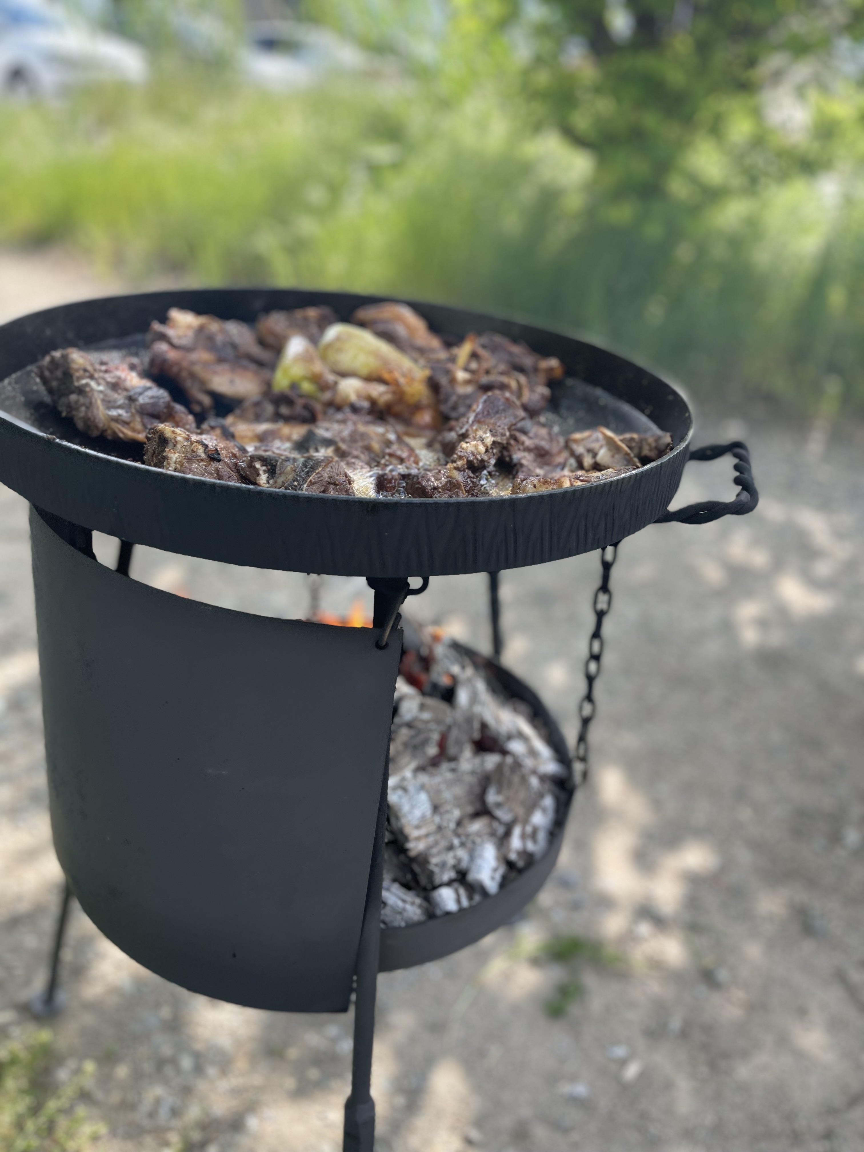 картинка Сковорода из диска Бороны с подставкой для костра от магазина Мангалторг