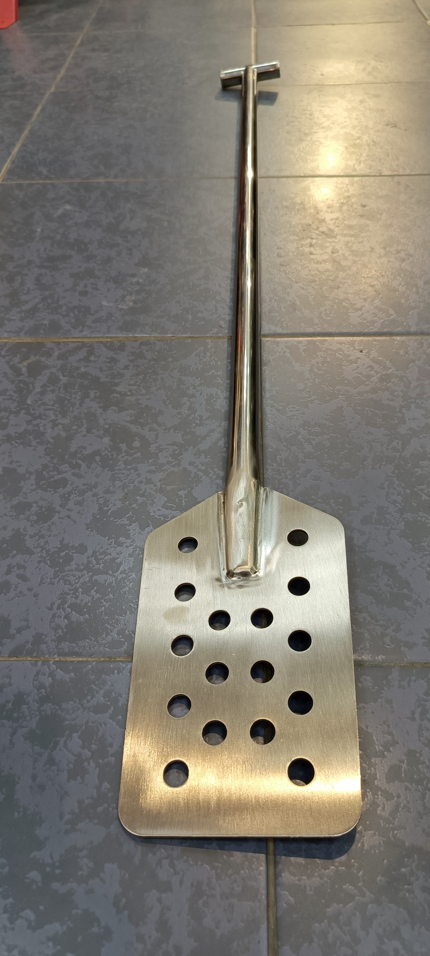 картинка Лопатка из нержавеющей стали, 130 см. от магазина Мангалторг