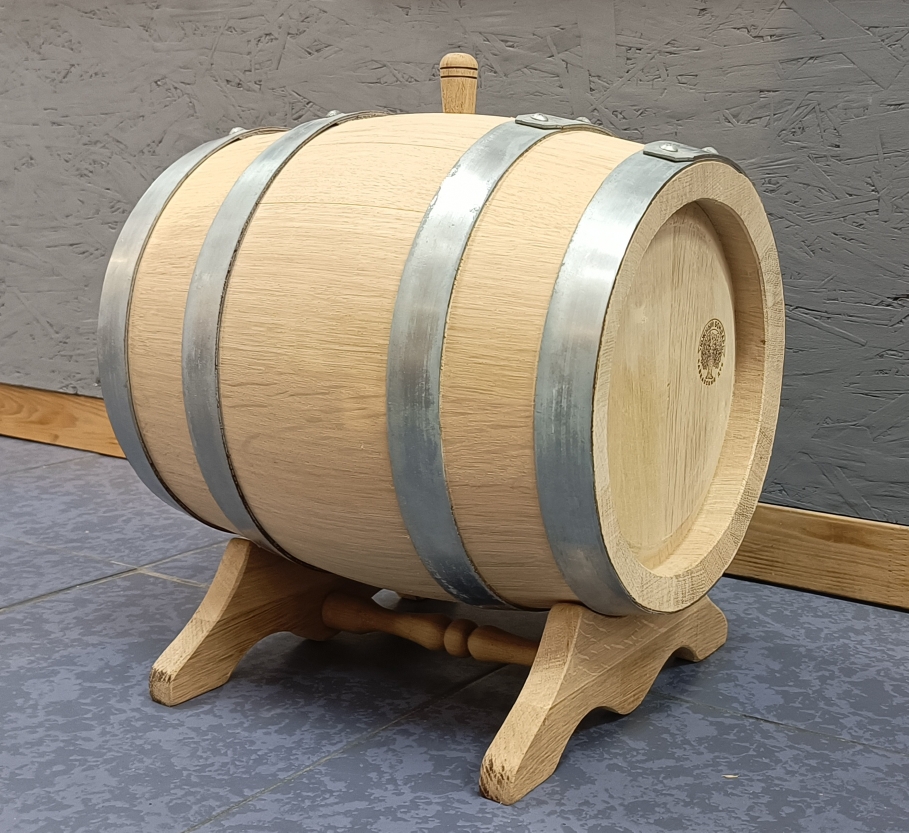 картинка Бочка дубовая  10 л (средний обжиг) "Южный Бондарь" от магазина Мангалторг