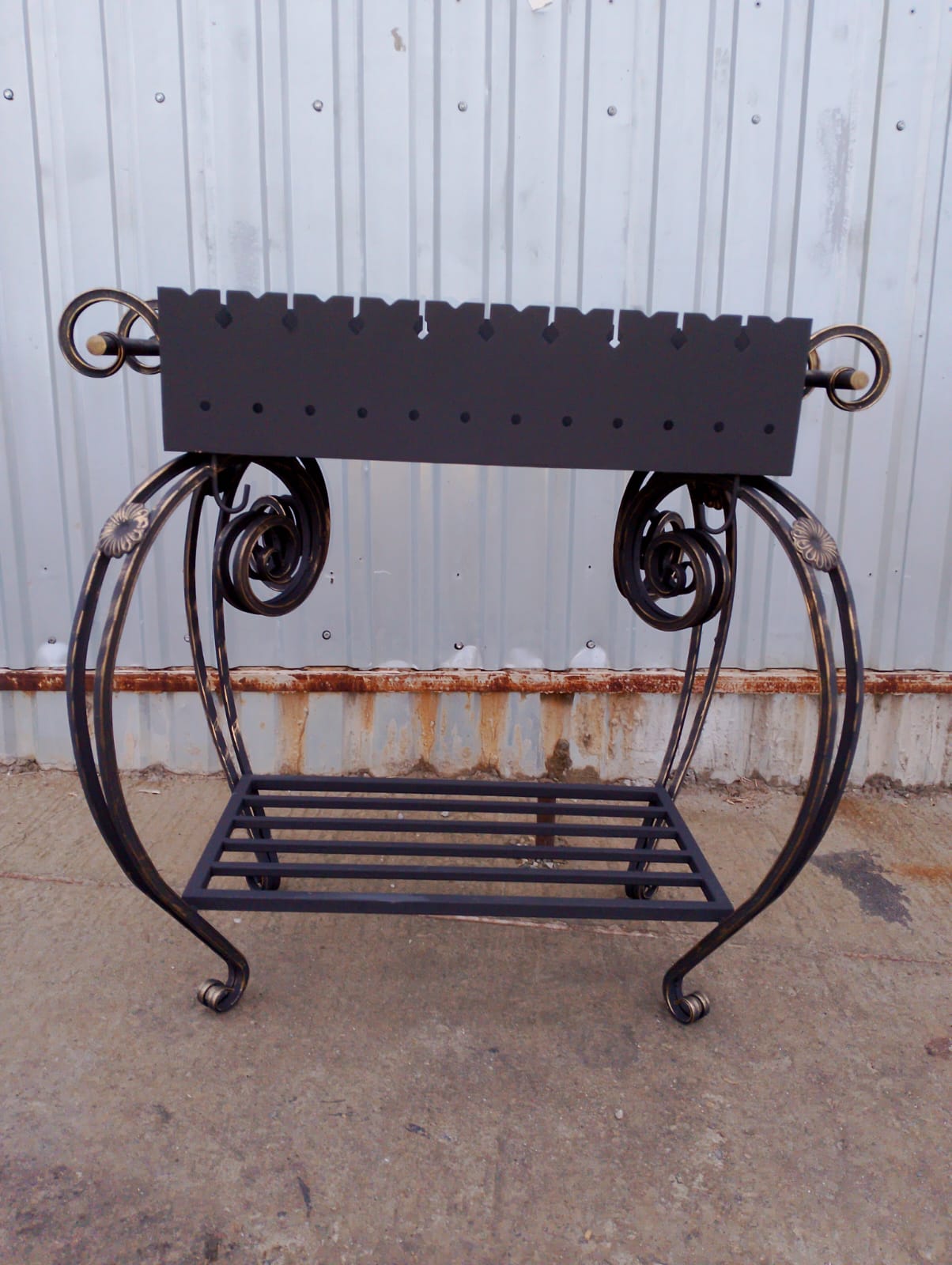 картинка Мангал "Гном" от магазина Мангалторг