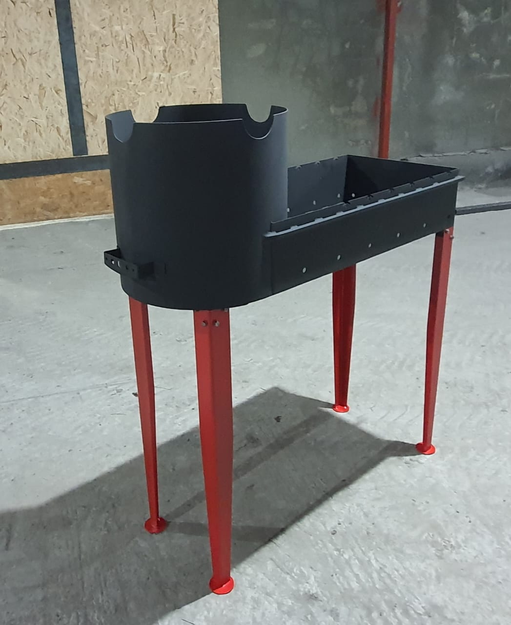 картинка Печь-мангал под казан 16л от магазина Мангалторг